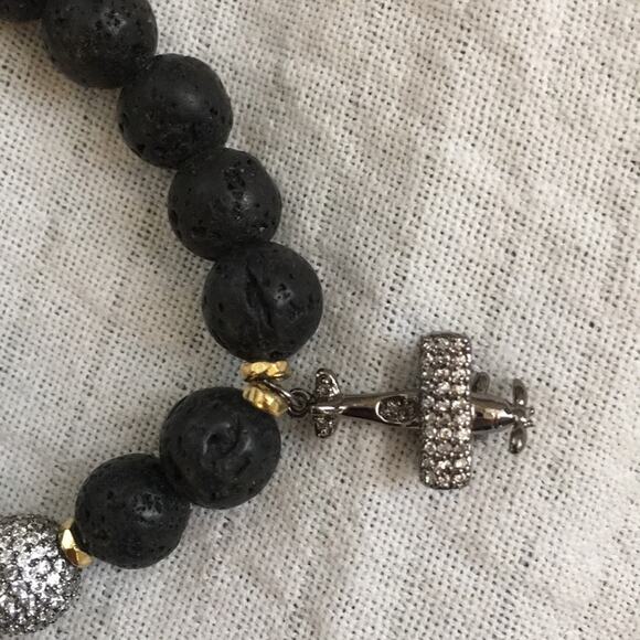 Charm Bracelet -Never Worn - Solid Great Quality - Picture 6 of 9